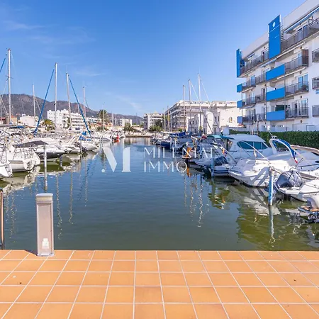 Milenial Immo Bm Canal, Terrace And Pool *